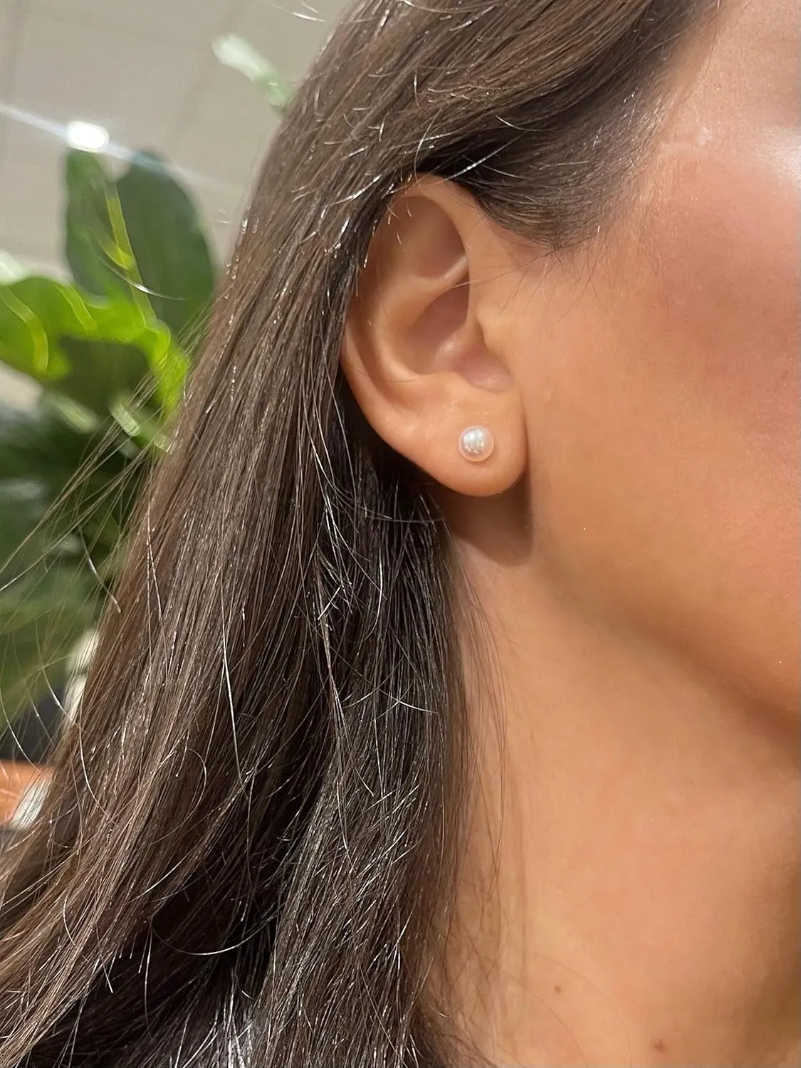 14K Gold AAA Round White Freshwater Cultured Pearl Classic Bridal Stud Earrings - Choice of Pearl Size