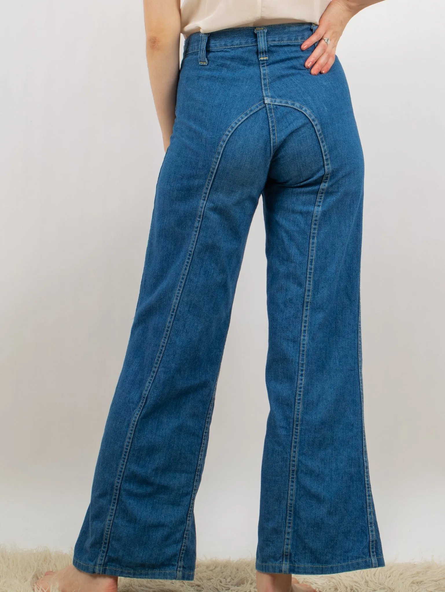 1970s Mid-Wash Blue Bellbottom With Arched Butt Jeans