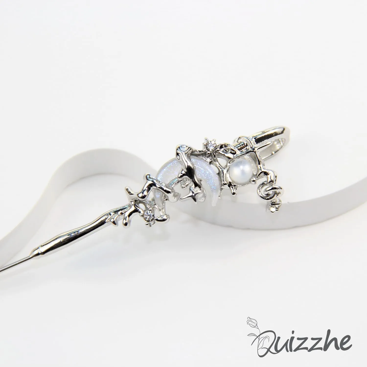 1Pcs Gothic Star Ear Hook Earrings Long Needle Punk Crystal Threadless Piercing Earring Statement Moon Wrap Earrings for Women Vintage Goth Climber Crawler Earrings Silver Jewelry Gift Cosplay Costume