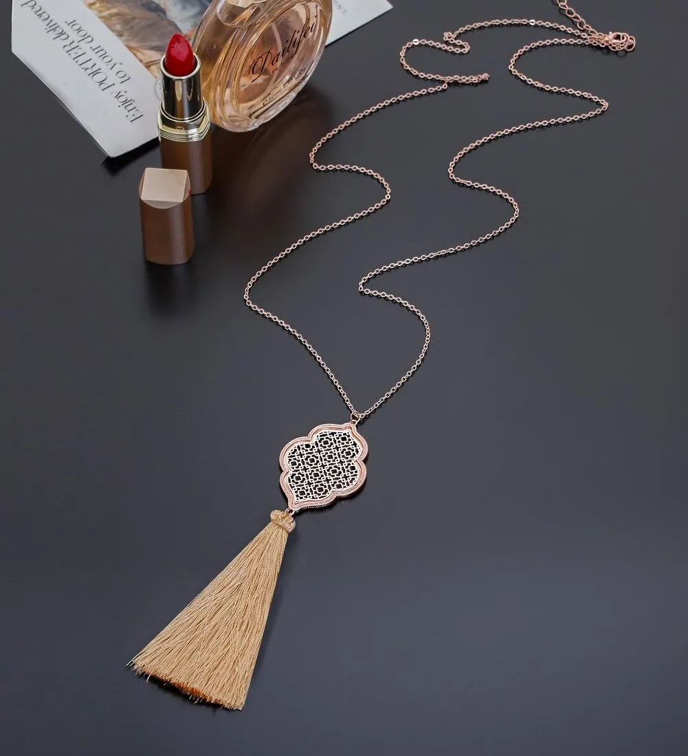 2Pcs Long Chain Pendant Necklace Set, Filigree Quatrefoil and Celtic Knot Pendant Tassel Y Necklaces for Women