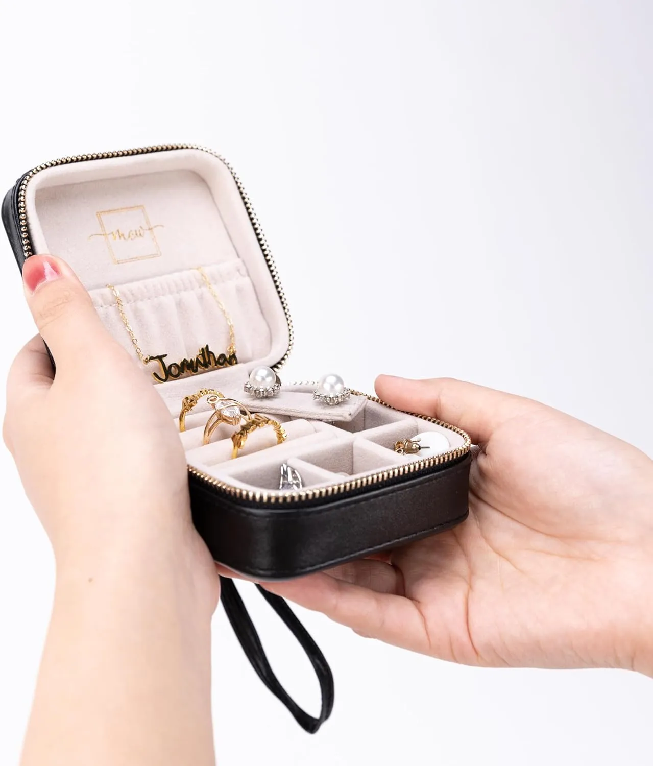 Angelina's Palace Personalized Jewelry Case with Name Engraved,Custom Leather Travel Jewelry Organizer Box for Rings,Earrings,Necklaces,Birthday Bridesmaid Gift For Women Girls