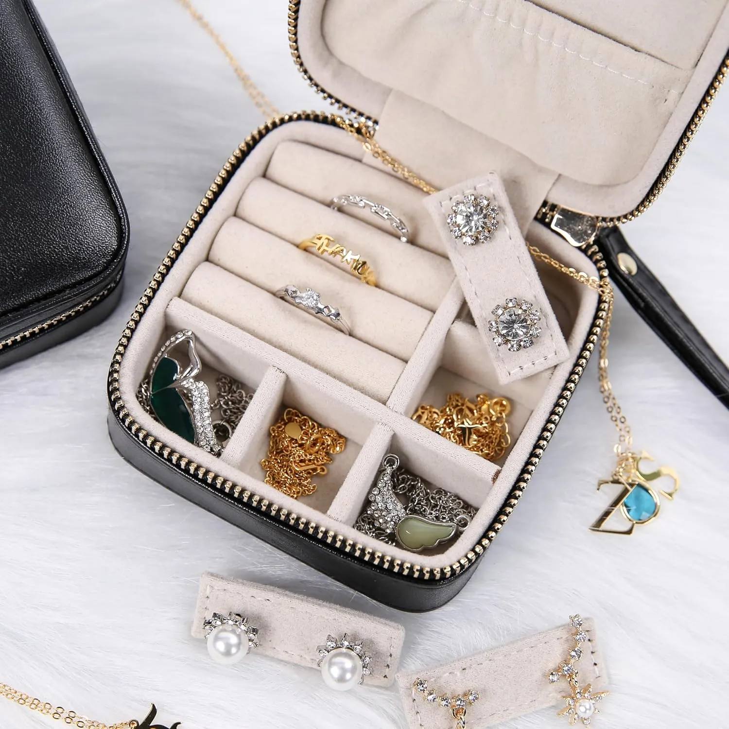 Angelina's Palace Personalized Jewelry Case with Name Engraved,Custom Leather Travel Jewelry Organizer Box for Rings,Earrings,Necklaces,Birthday Bridesmaid Gift For Women Girls