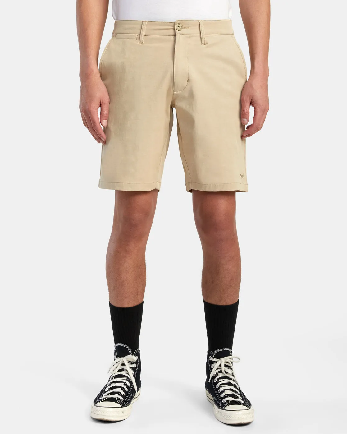 Back In 19" Hybrid Shorts - Khaki