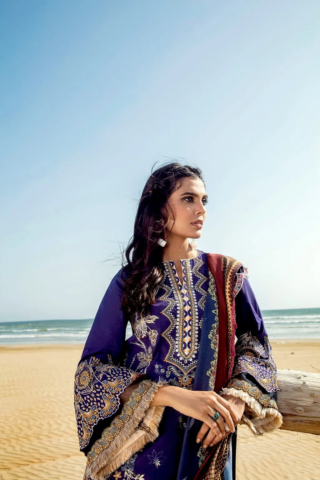 Baroque Khaddar Winter Collection – TYRIAN