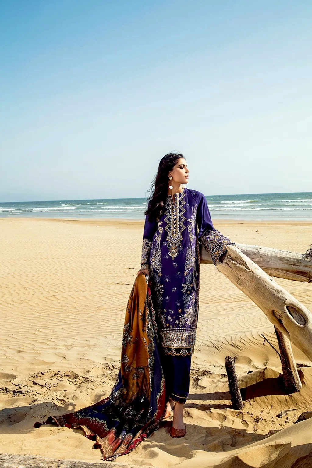 Baroque Khaddar Winter Collection – TYRIAN