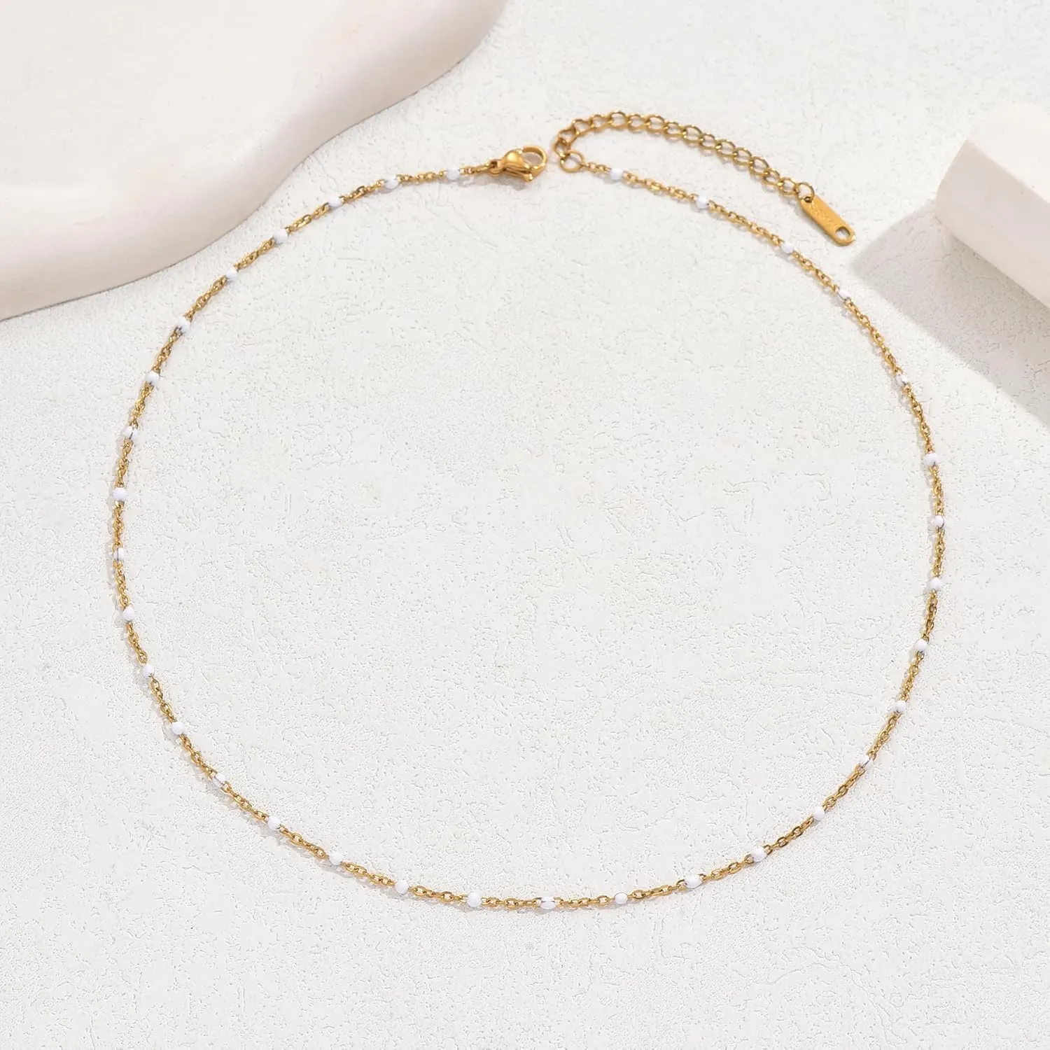 Beaded Necklaces for Women 18K Gold Plated Colorful Green White Beads Choker Necklace Dainty Star Choker Chains Simple Delicate Boho Necklace Jewelry Gift