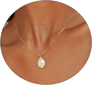 CAROVO Dainty Pearl Pendant Necklaces for Women 14k Gold Plated Barque Pearl Chain Necklace Delicate Handmade Cultured Pearl Necklace Everyday Jewelry for Gifts