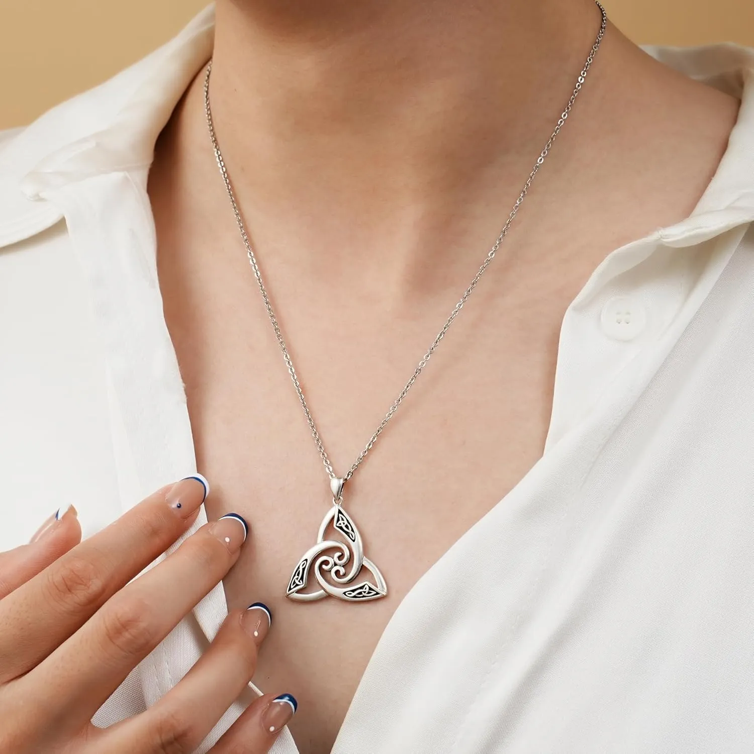 CHIC ARTSY 925 Sterling Silver Irish Trinity Celtic Knot Necklaces Oxidized Good Luck Triskele Celtic Knot Fine Jewelry Goddess Of The Moon Pendants Necklace For Women Grandma, Mom, Aunt, Sister, Niece