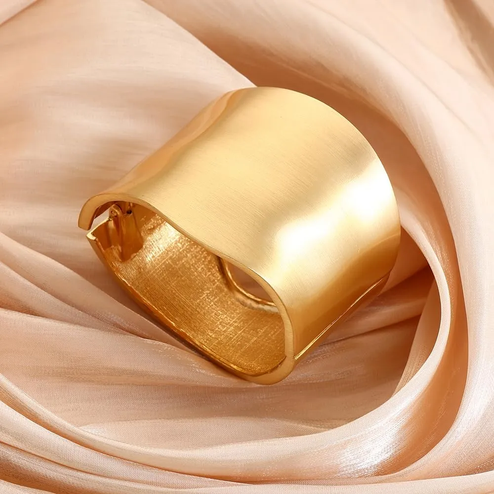 Chunky Gold Cuff Bangle Bracelets for Women - Gold Polished Trendy Twisted Hinged Cuff Open Wide Waterdrop Bangle Chunky Gold Bracelet Minimalist Bangle Jewelry Gift