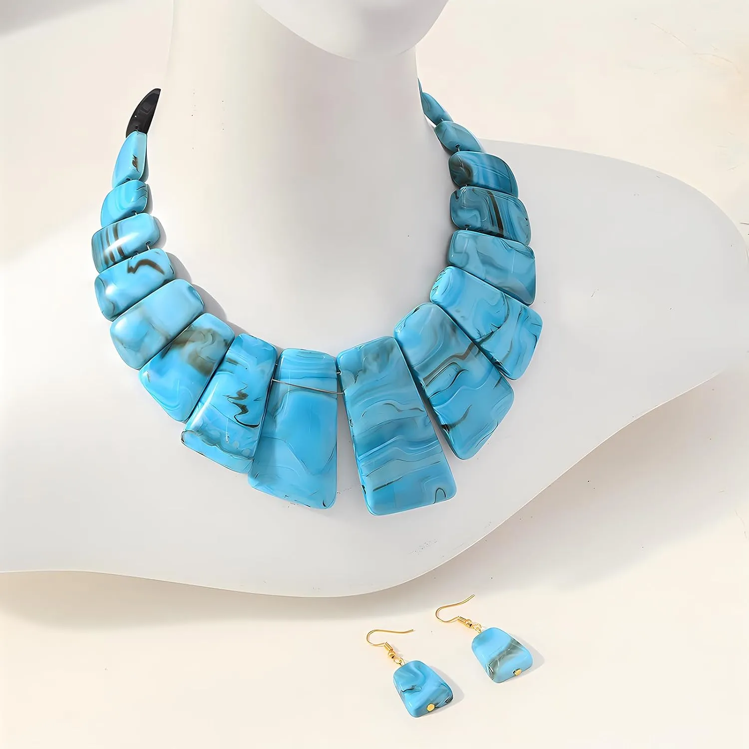 Created Navajo Pearl Necklace for Women Multi Strand Turquoise Choker Western Jewelry Vintage Boho Chic Beaded Statement Necklaces
