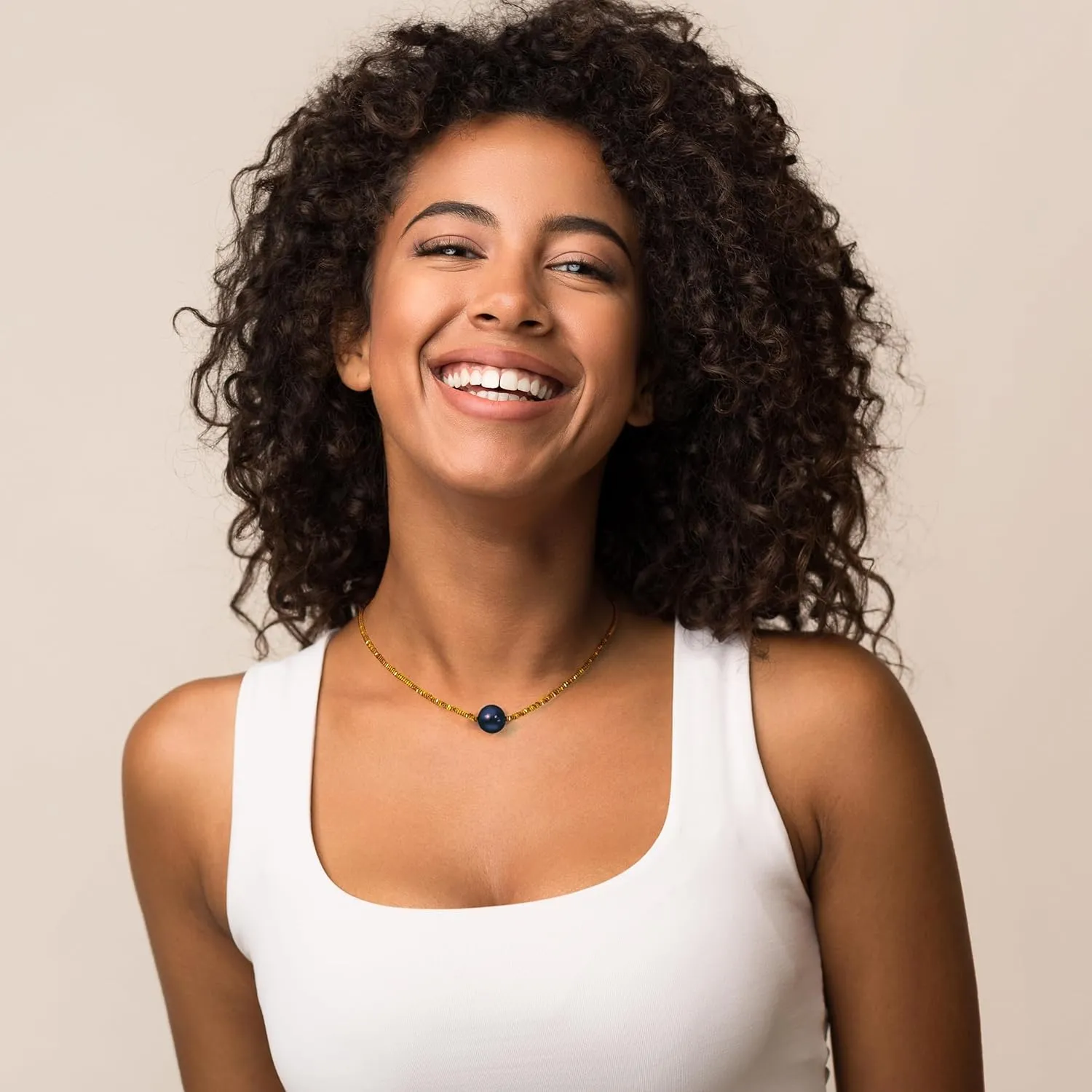 Dainty Single Pearl Pendant Necklaces for Women Trendy,Womens Black Stone Beaded Choker Necklace,Delicate Round Freshwater Pearl Necklace Jewelry Gift for Women