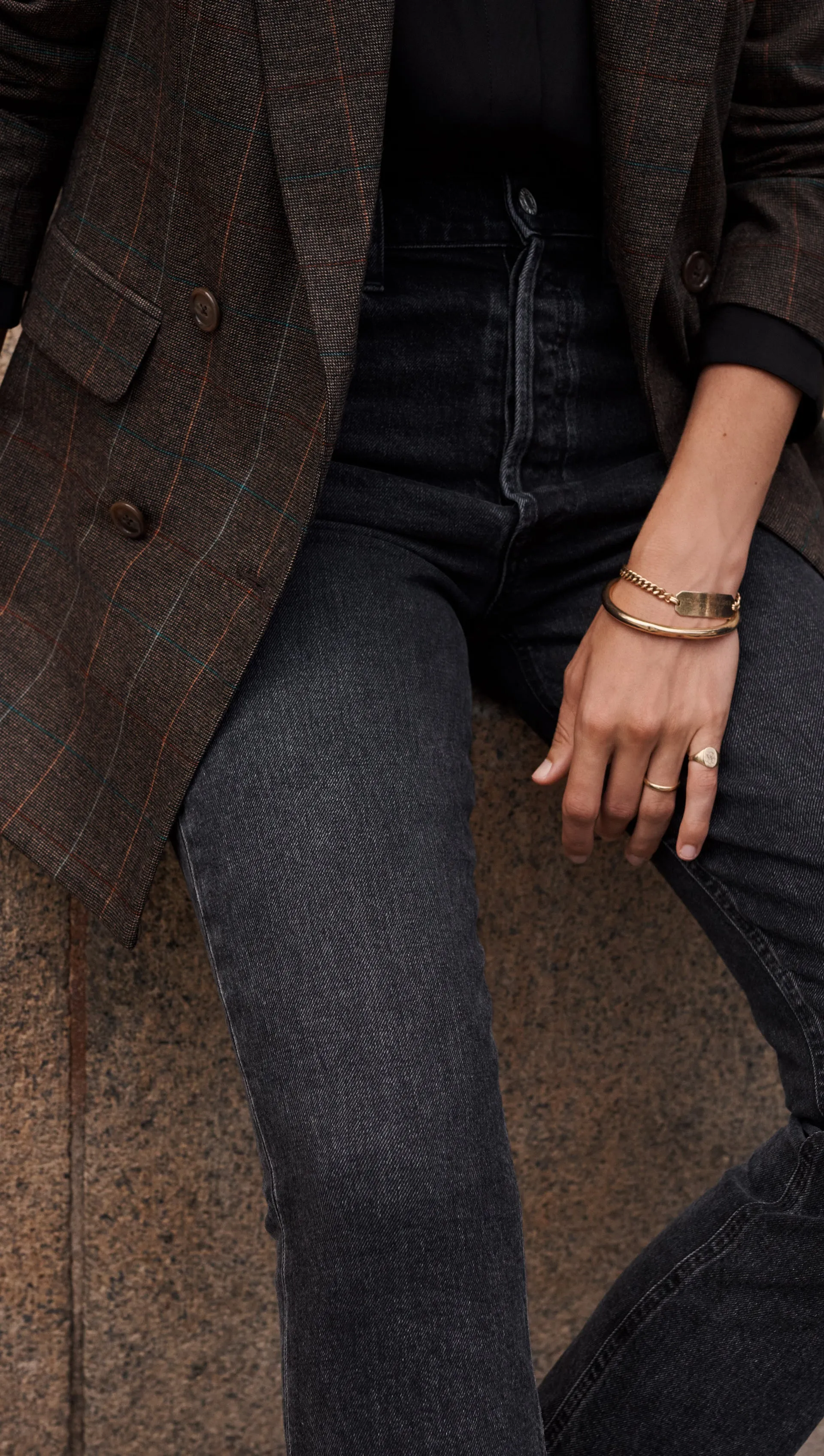 Double-Breasted Blazer in Wool Plaid | Black/Beige Multi
