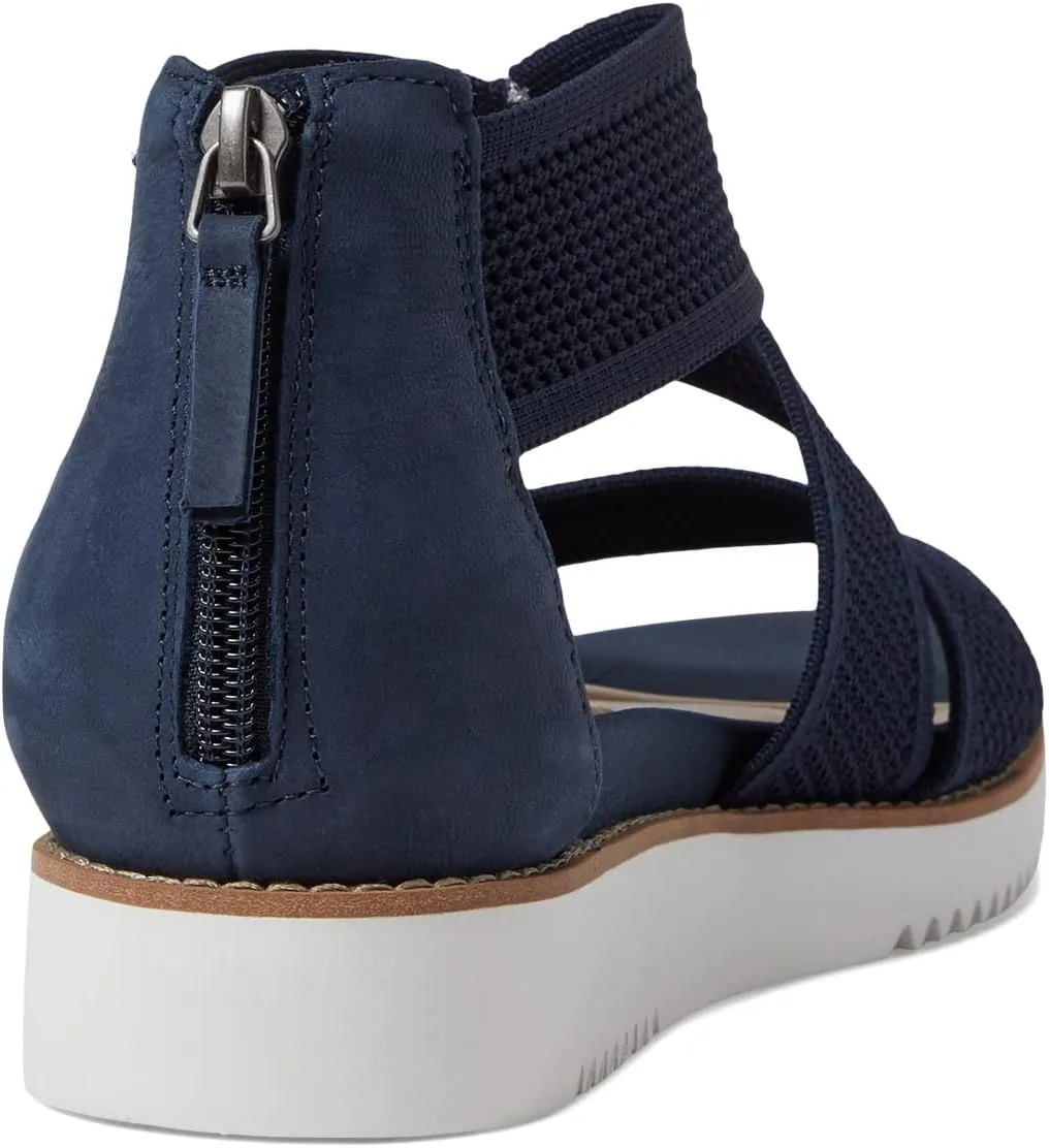 Easy Spirit Women's Wander 2 Flat Sandal