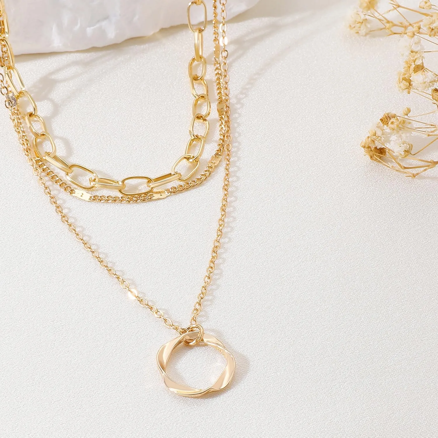 FOTN Gold Layered Necklaces for Women, 14K Dainty Gold Chain Necklace Women Trendy Cuban Link Chain Toggle Clasp Necklace Fashion Chunky Jewelry for Women
