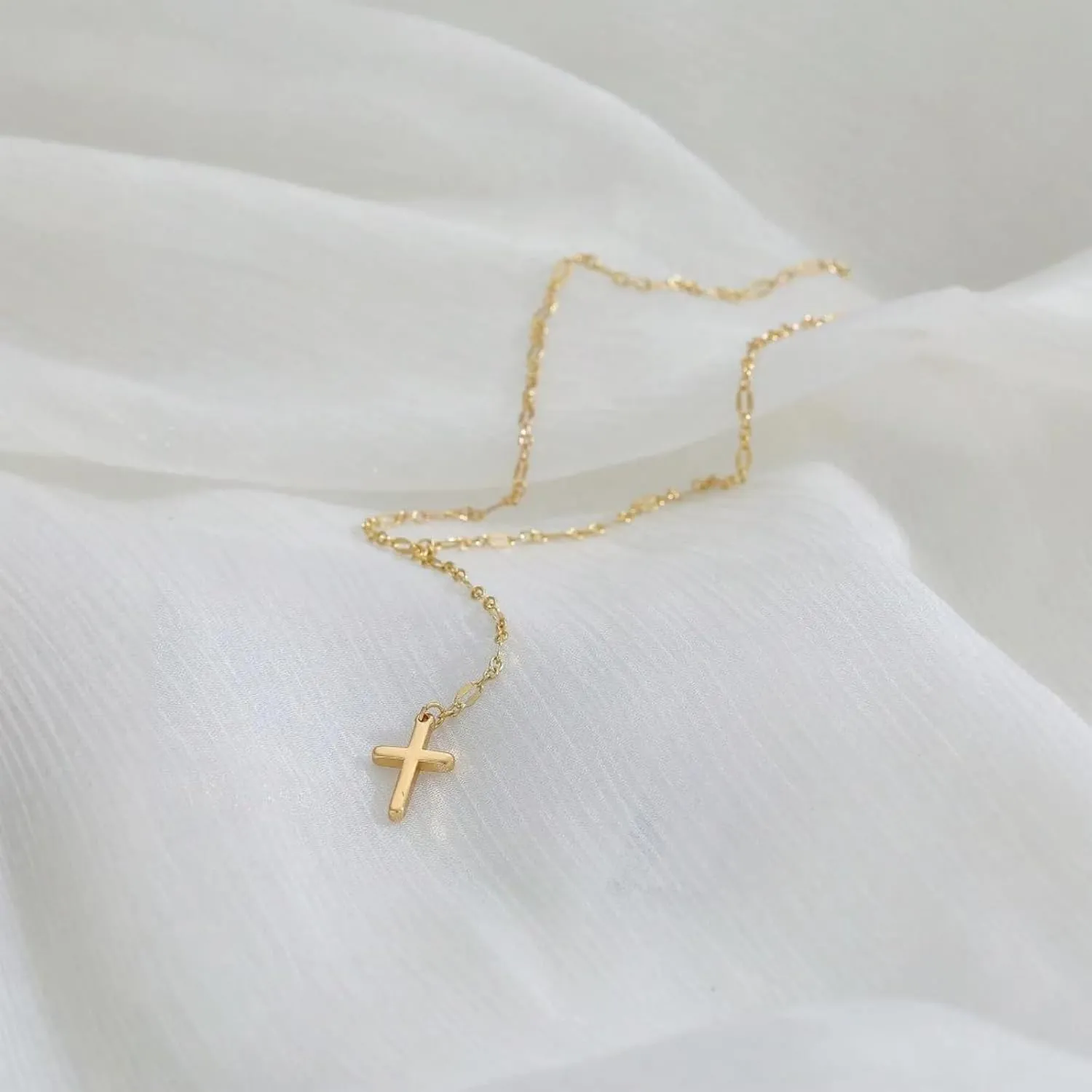 Long gold necklaces for women, Gold lariat necklace, Long chain necklace for women
