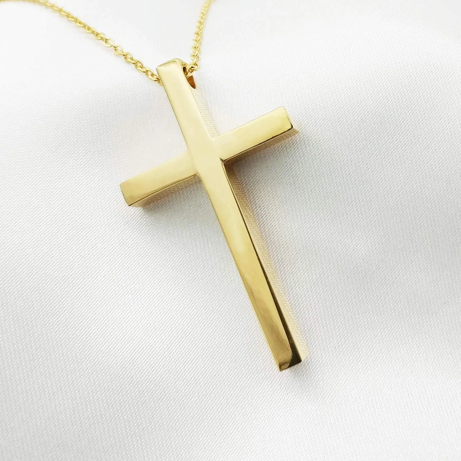 MOMOL Cross Pendant Necklace 18K Gold Plated Stainless Steel Simple Big Cross Pendant Necklaces Large Dainty Christian Cross Necklace for Men Women
