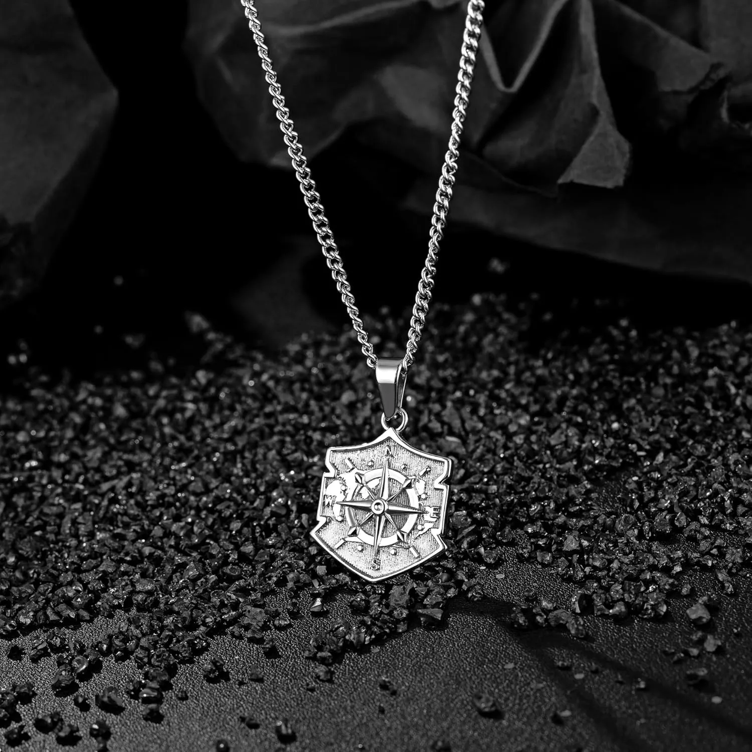 murtoo Compass Pendant Necklace for Men, Gold Silver Stainless Steel Mens Compass Necklaces, Stylish Jewelry Gift for Men Him Her