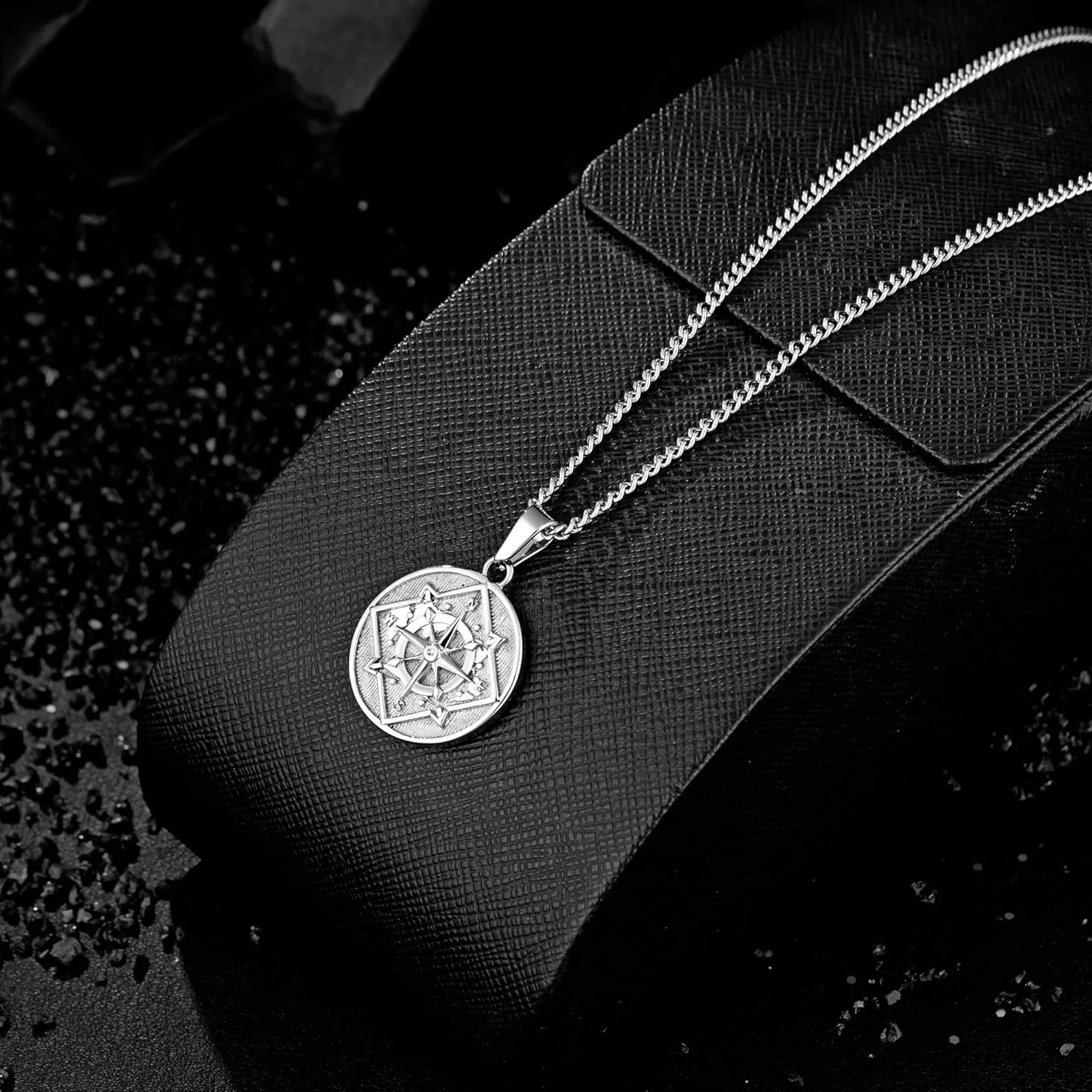 murtoo Compass Pendant Necklace for Men, Gold Silver Stainless Steel Mens Compass Necklaces, Stylish Jewelry Gift for Men Him Her