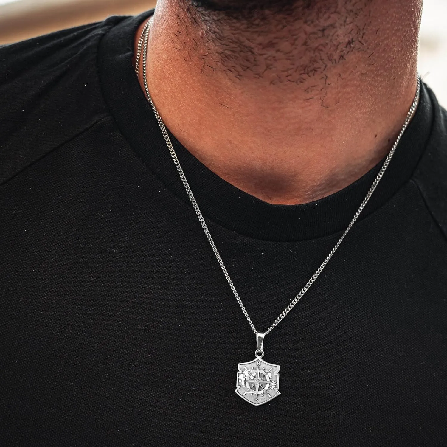murtoo Compass Pendant Necklace for Men, Gold Silver Stainless Steel Mens Compass Necklaces, Stylish Jewelry Gift for Men Him Her