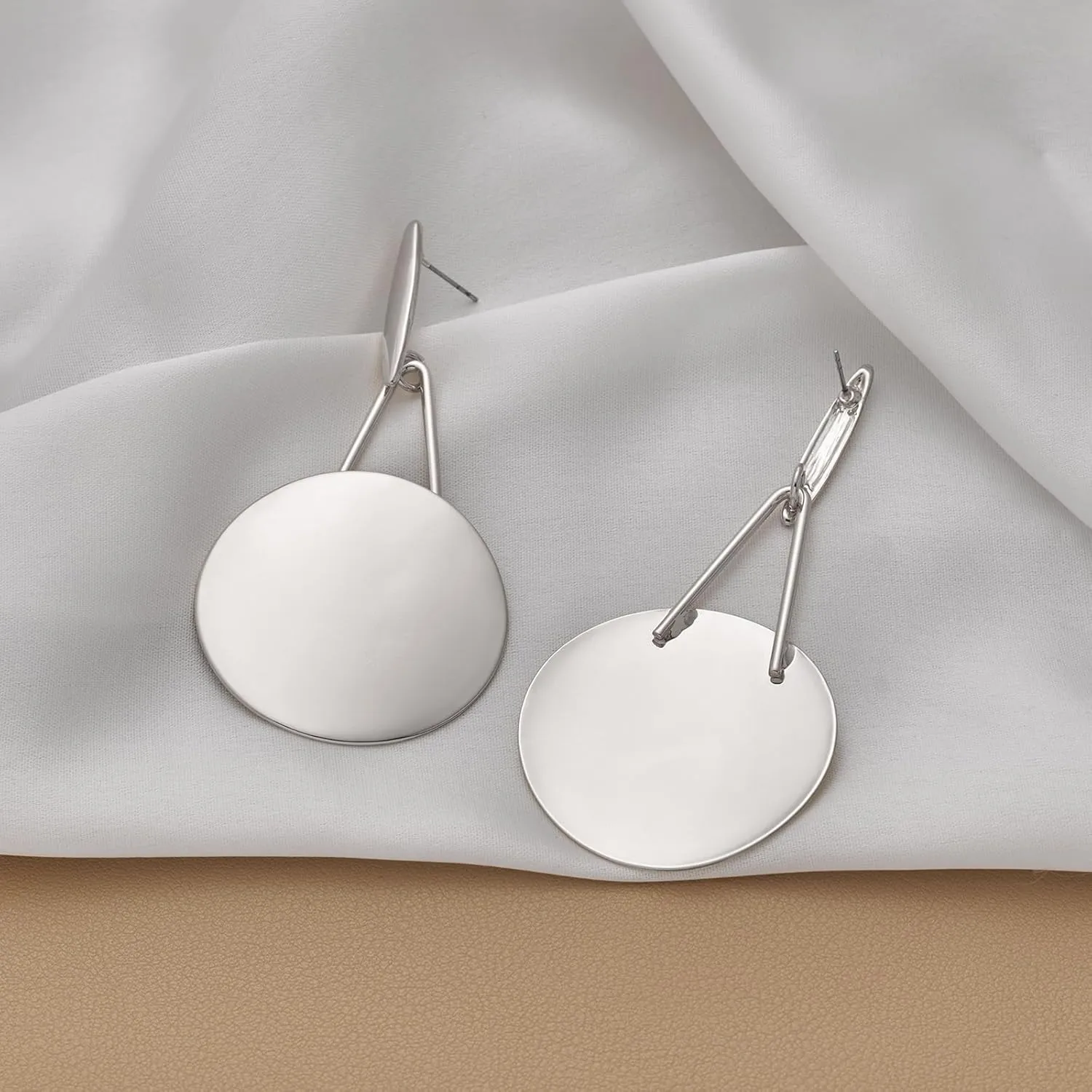 MUYAN Fashion Large Disc Geometric Dangle Earrings for Women Statement Dangle Earrings Geometric Drop Earrings