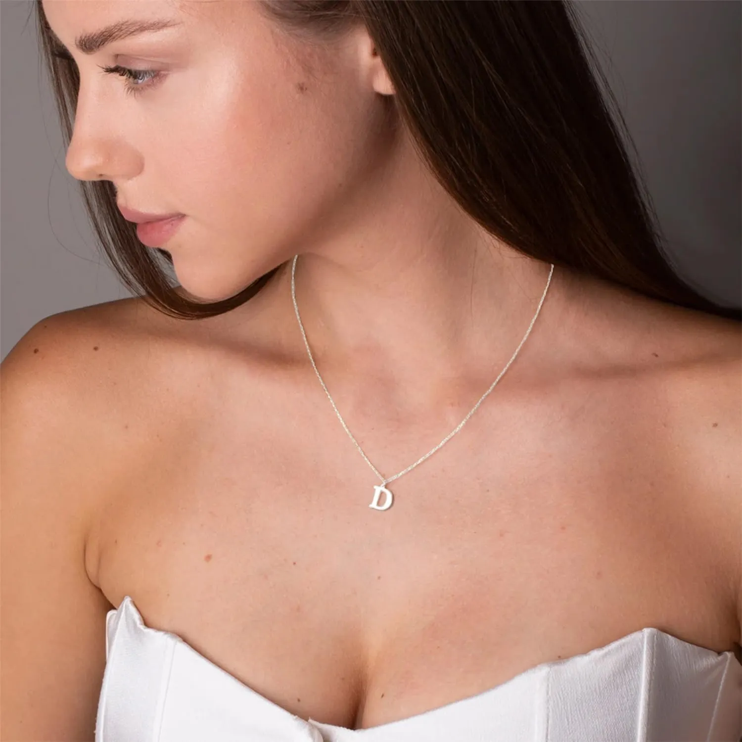 Ovian Gold Initial Necklace for Women 18K Gold Plated Stainless Steel Delicate Letter Pendant Necklace Personalized Name Necklace