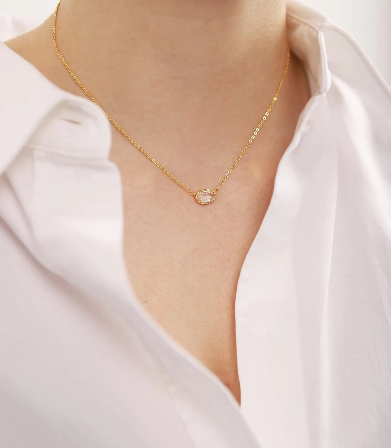 OZEL JEWELRY & GIFT Layered Gold Necklaces for Women - Crystal Colorful Delicate Cutting Pendant Necklace - 18K Gold Plated - Birthday Gifts (Made in Korea)