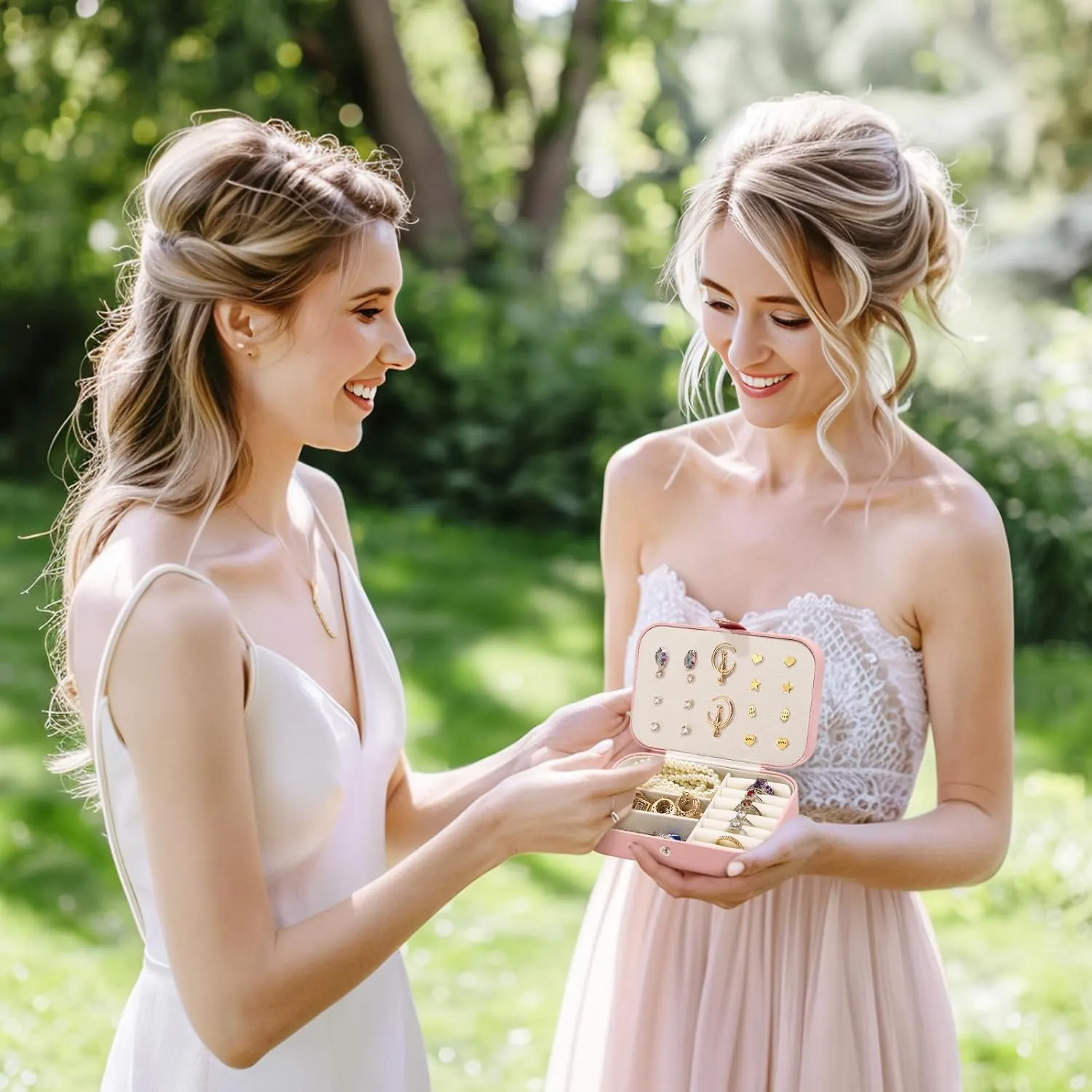 Personalized Jewelry Box for Women, Custom Travel Case With Name and Birth Flower, Organizer for Bridesmaid Proposal Gifts