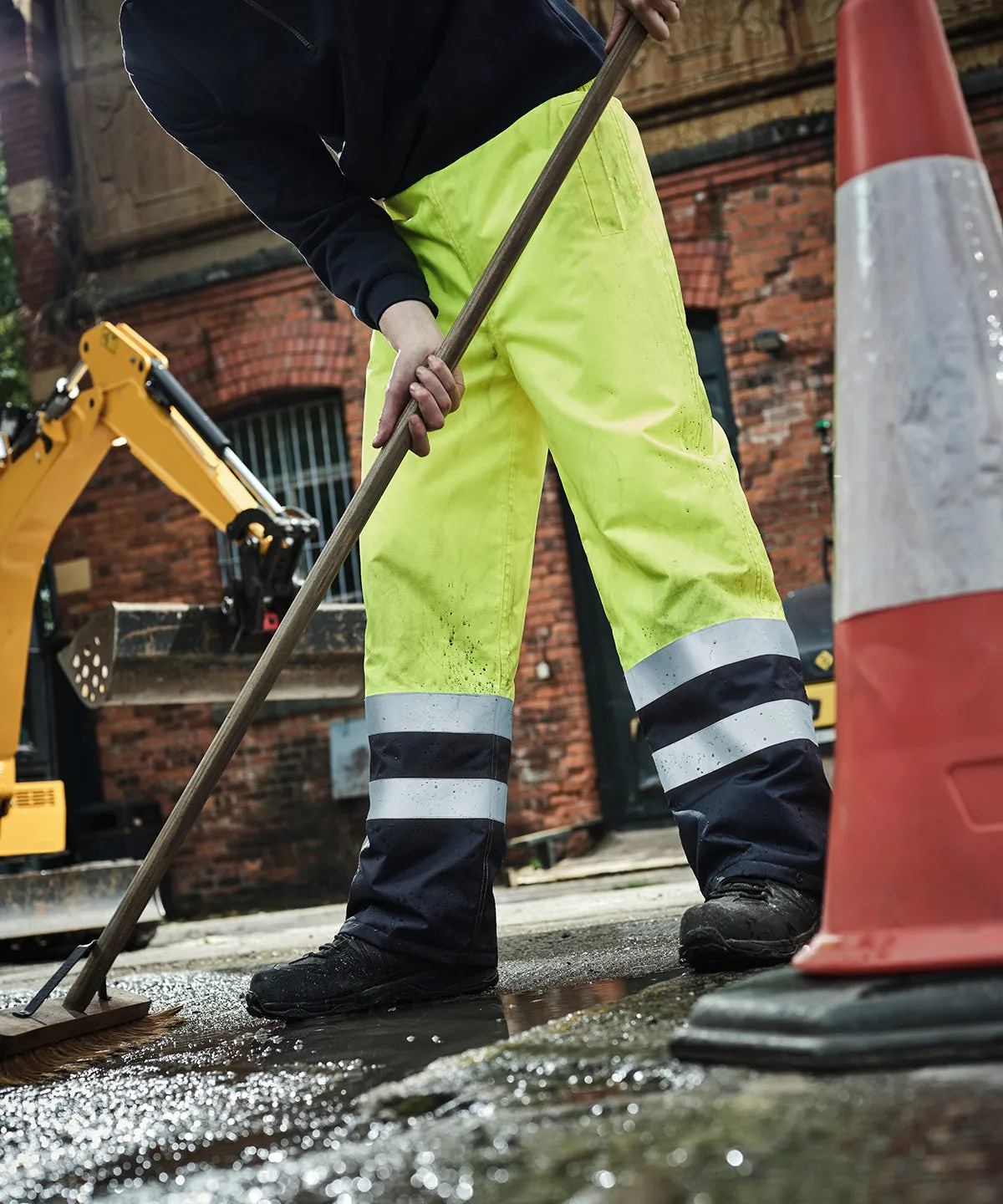 Pro hi-vis insulated overtrousers | Yellow/Navy