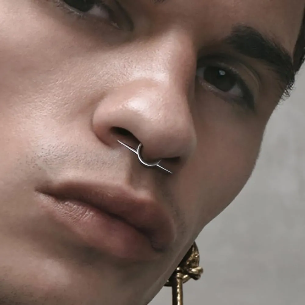 Titanium Septum Ring16G Septum Jewelry 8mm,ASTM F136 Titanium Nose rings Classic design Clicker Cartilage Earring Hinged Segment Daith Piercing Black silver gold 1PCS