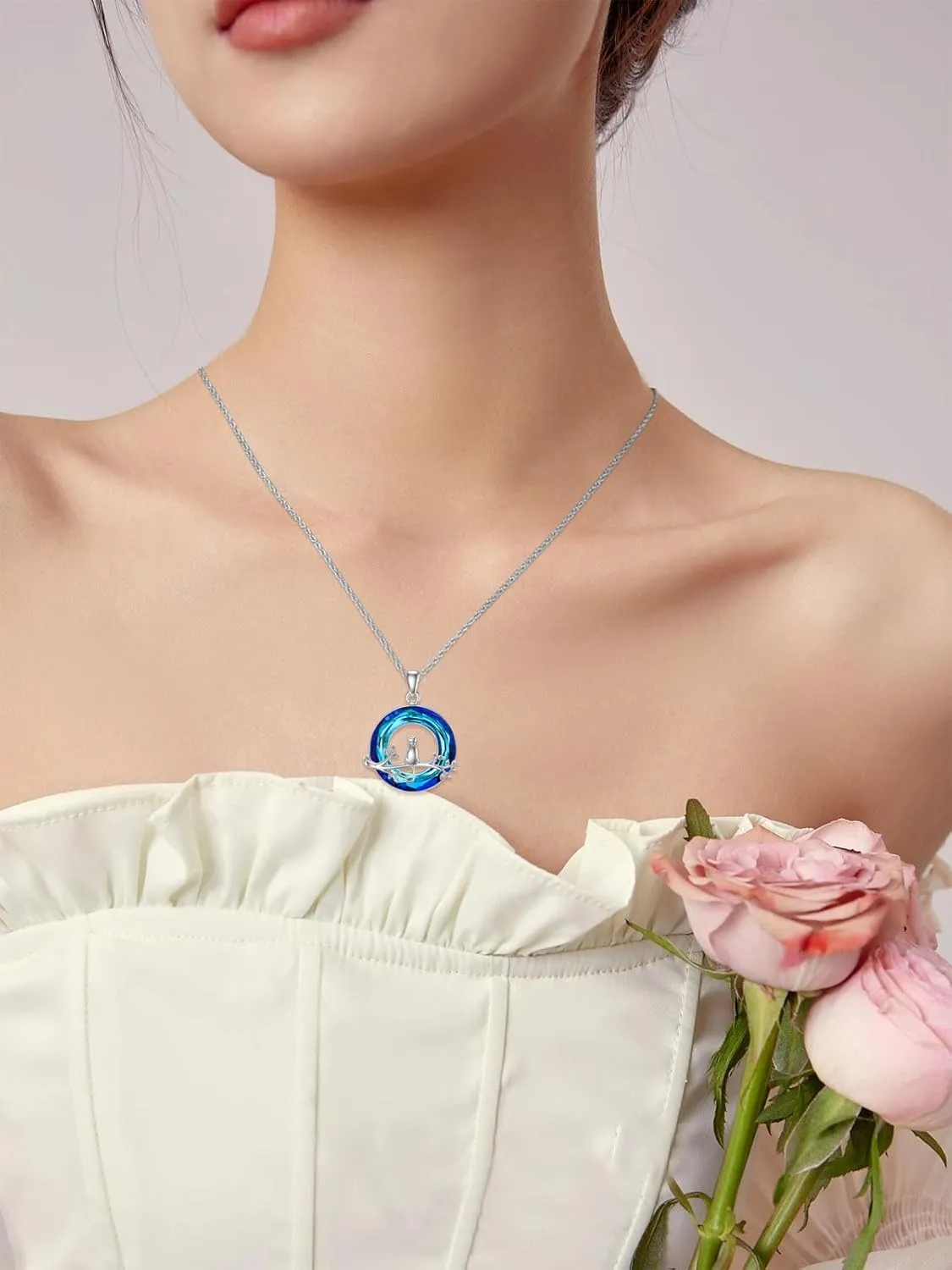 TOUPOP Cat Gifts for Women Sterling Silver Cat Necklaces with Circle Crystal Cat Lovers Jewelry Gifts for Women Girls Birthday Christmas