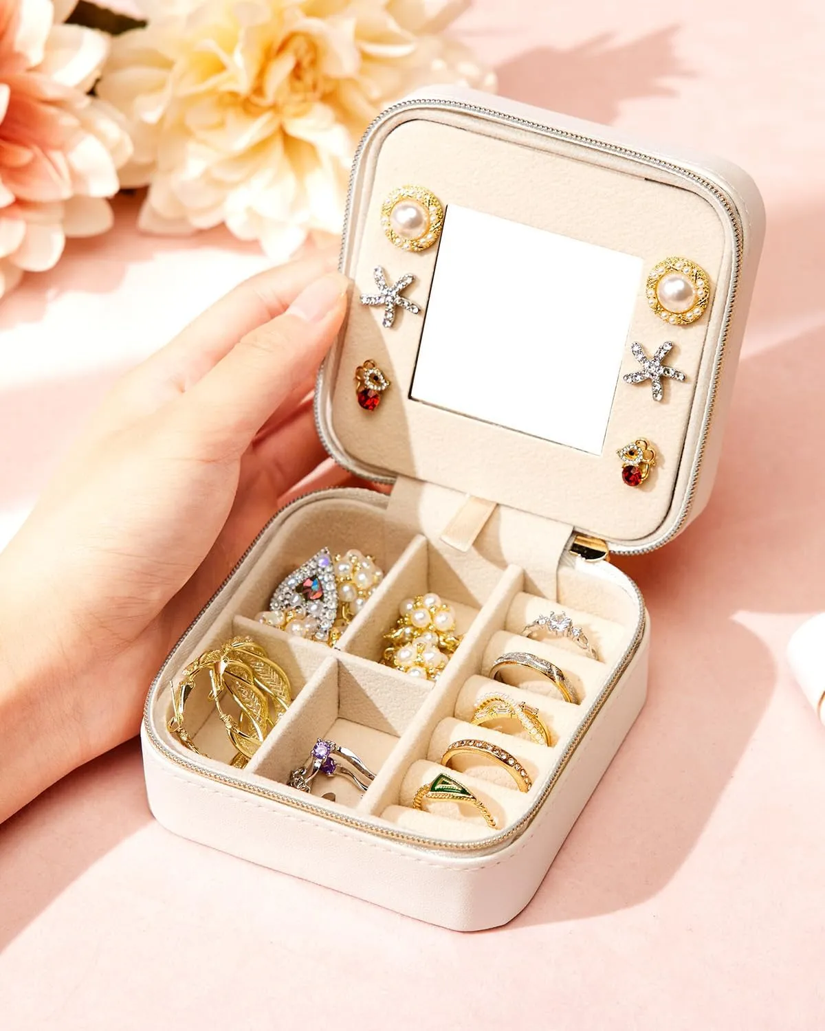 Travel Jewelry Box for Girls: Traveling Jewelry Case Gift for Women - Mini Organizer for Necklaces Earrings White F