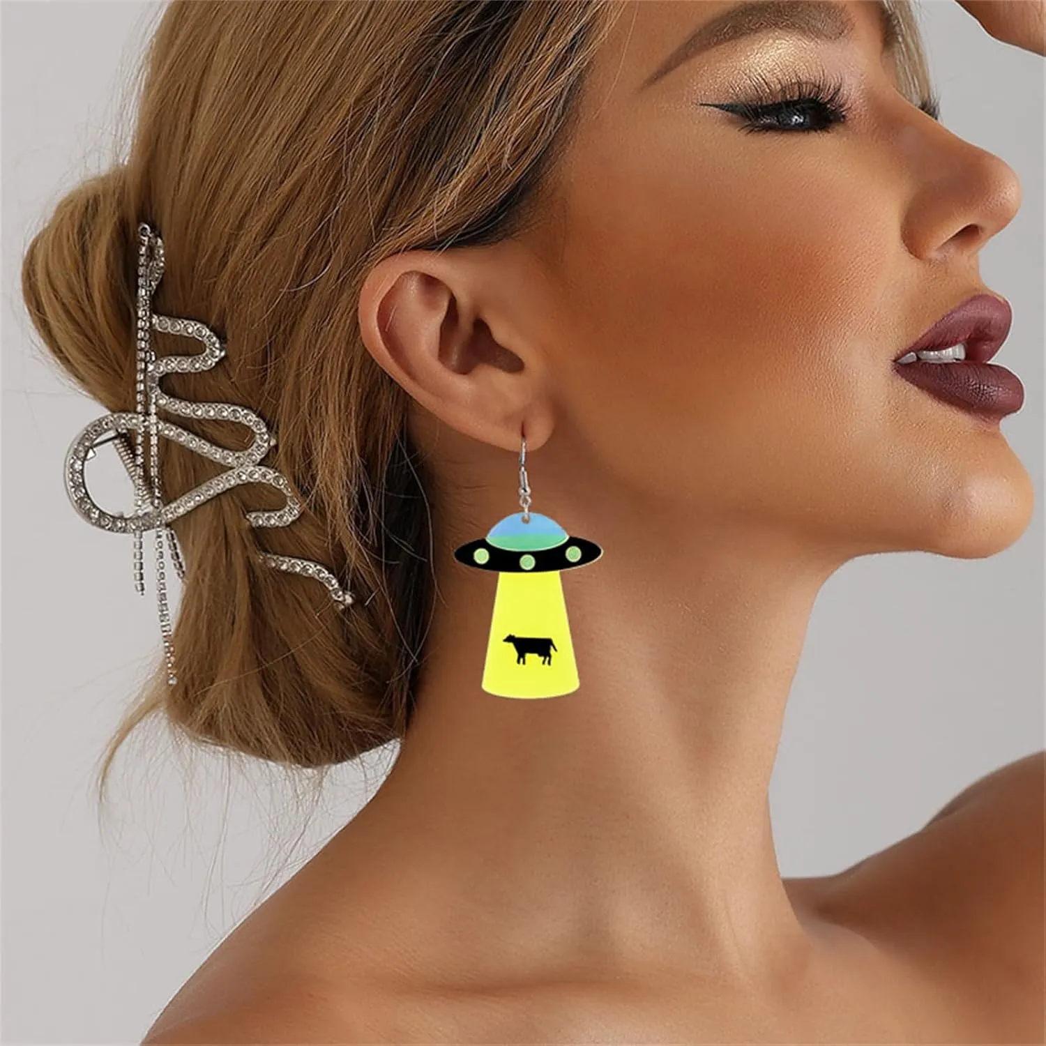 UFO Aliens Earrings for Women Novelty Creative Cute Funky Space Dangle Earrings Unique Cosmos Weird Statement Earrings Halloween Jewelry