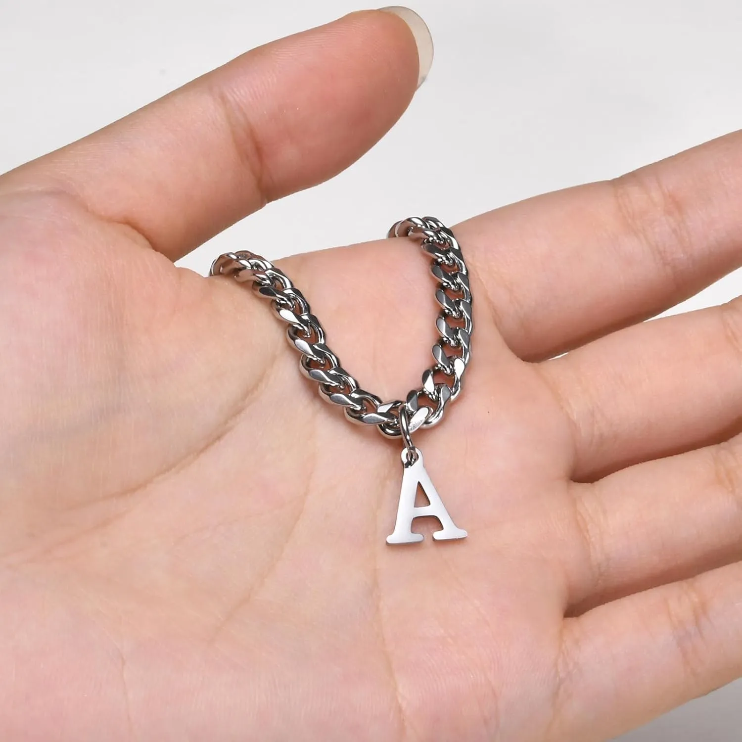 Unisex Stainless Steel Initial A-Z Necklace for Women Men,Titanium Steel Initial Letter Pendant Charm Cuban Chain Necklaces Accessories Jewelry for Woman Man,20Inch Chain