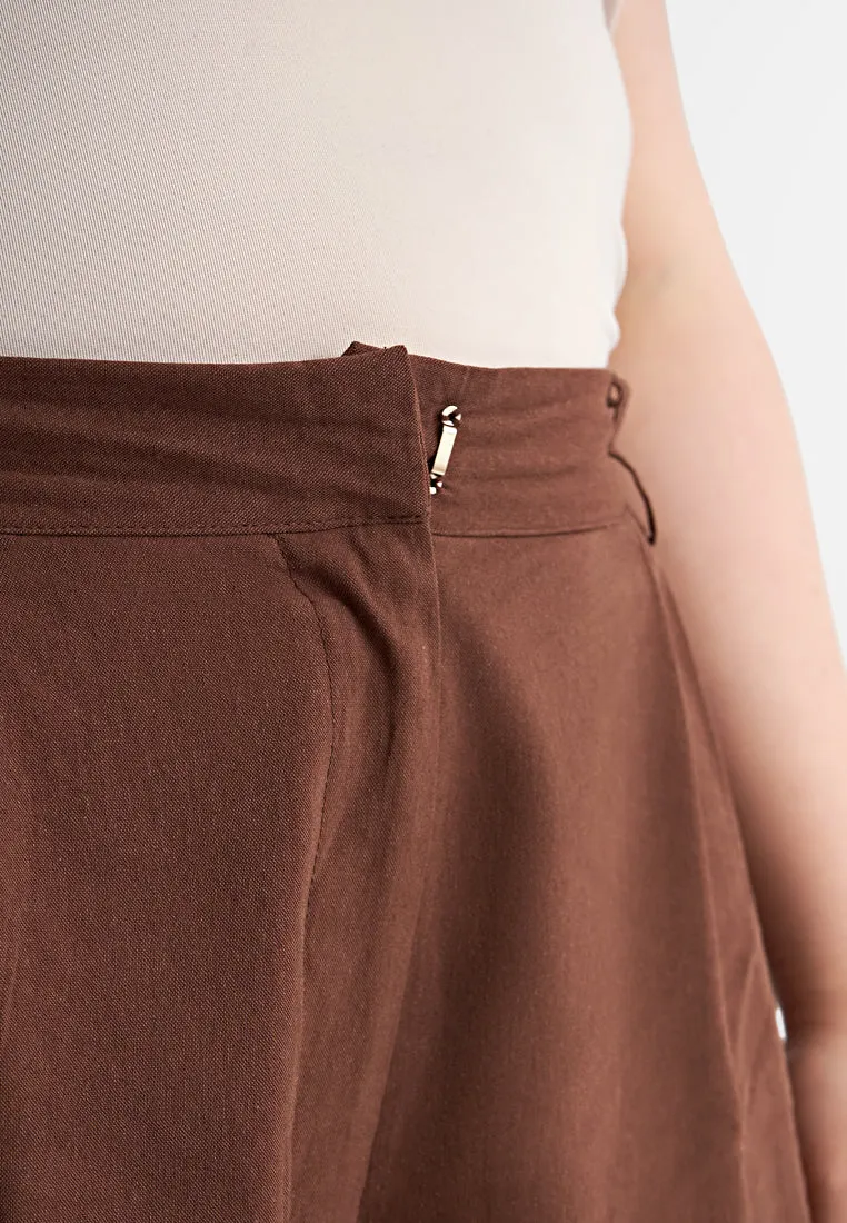 Vanika Casual Bermuda Linen Shorts