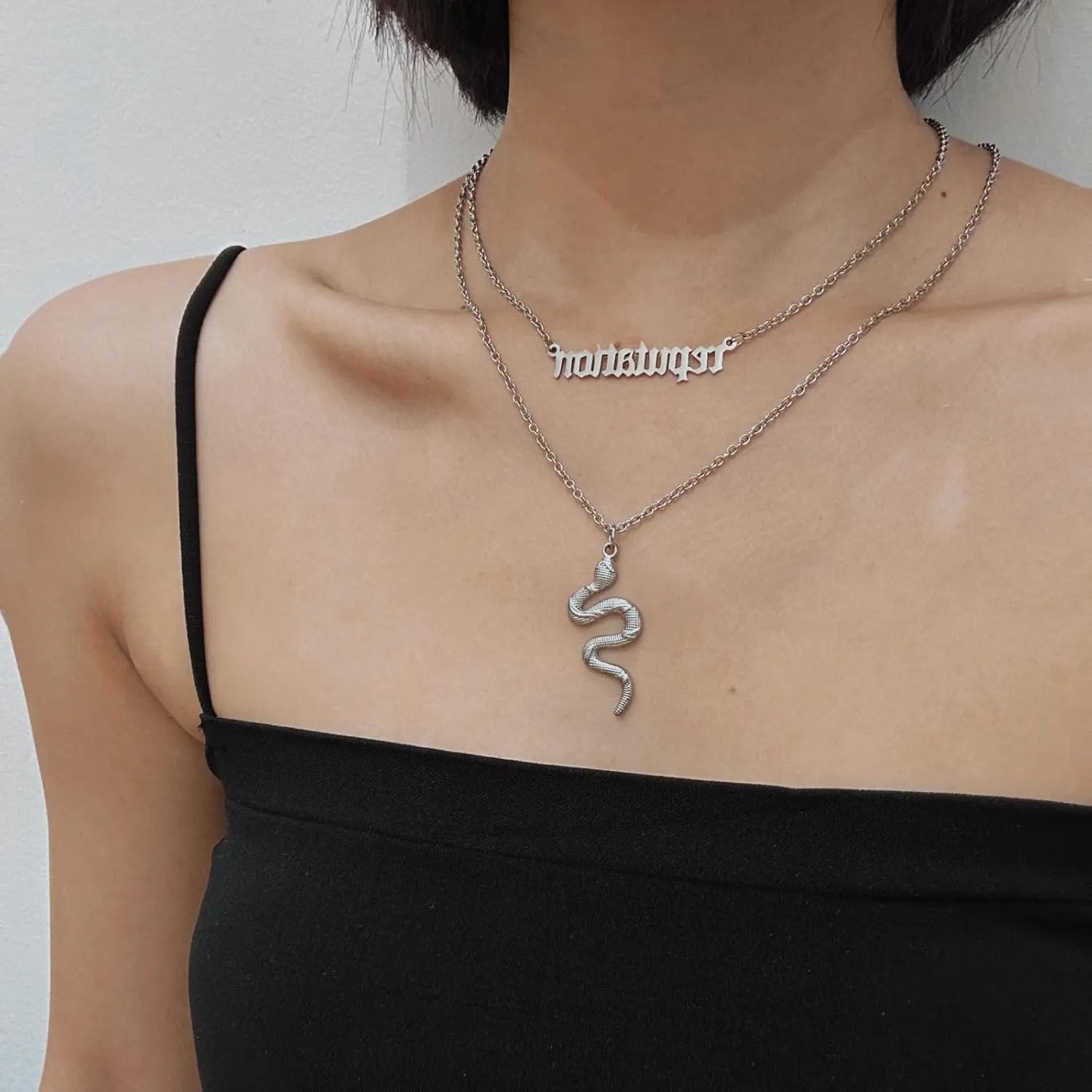 Vintage Layered Reputation Snake Necklace,Personality Gothic Punk Animal Necklace for Women Music Lover