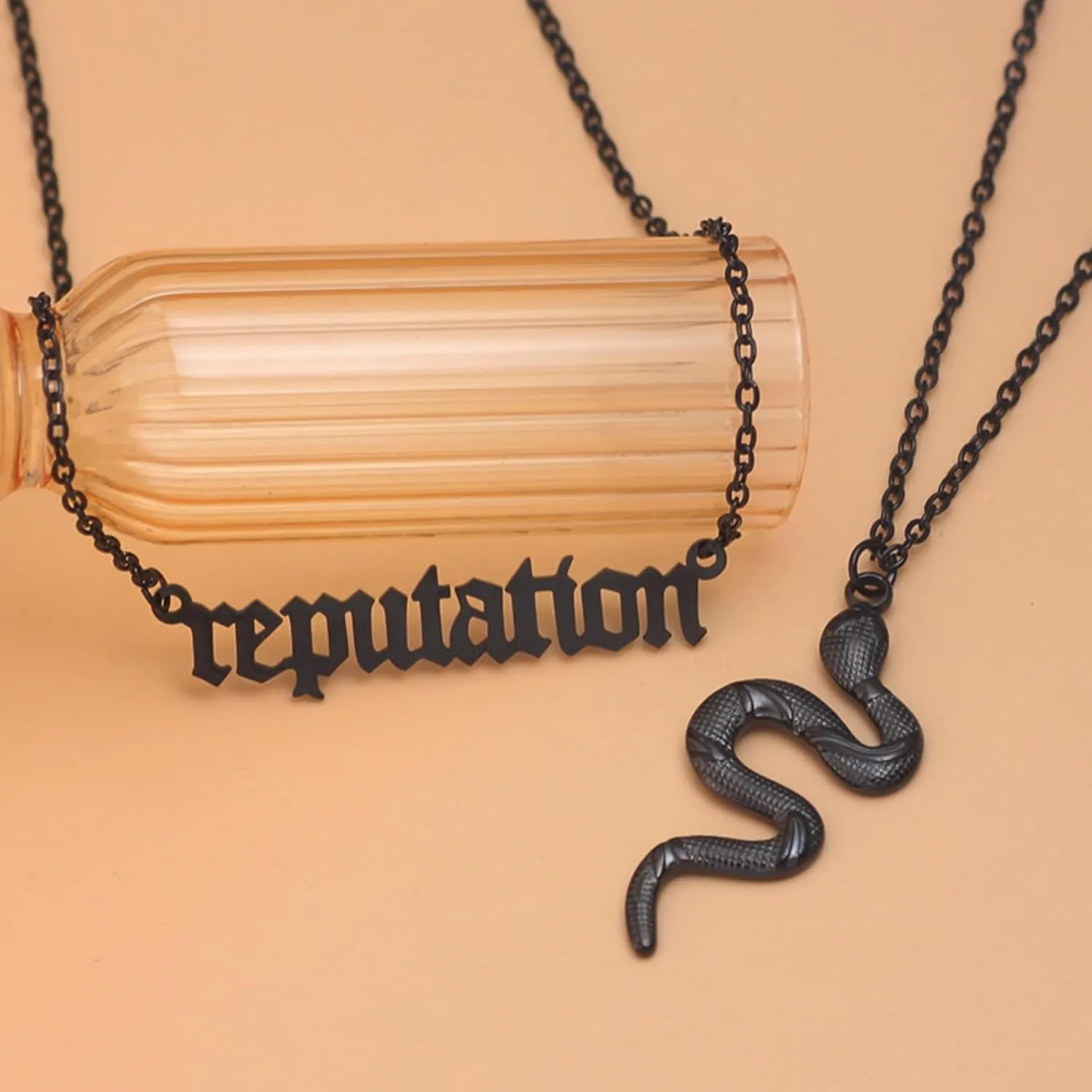 Vintage Layered Reputation Snake Necklace,Personality Gothic Punk Animal Necklace for Women Music Lover