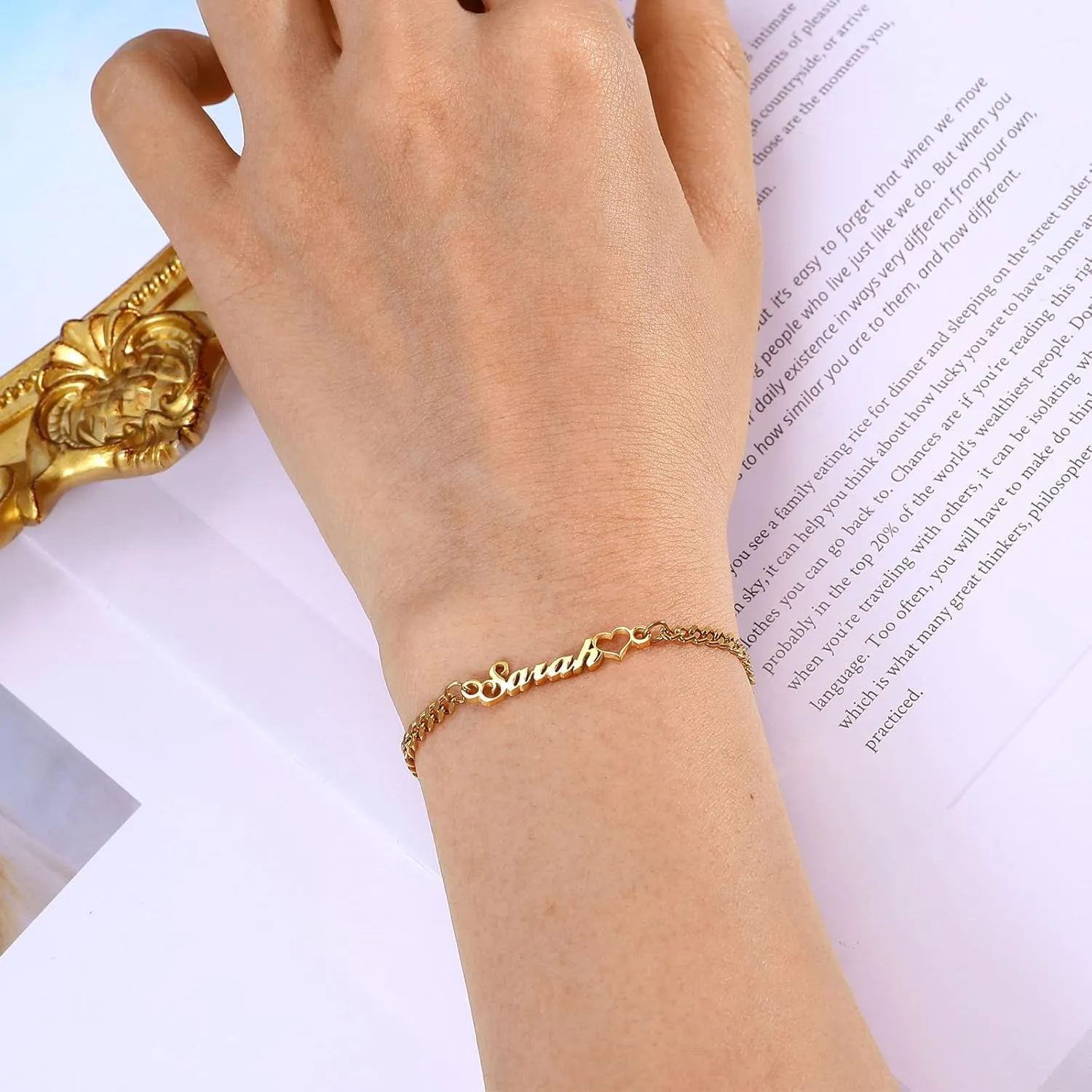 VNOX Gold Anklet Bracelet - Personalized Gold Plated Stainless Steel Anklets Waterproof,Customized Names Large Chain Anklet, Beach Boho Ankle Jewelry Gifts for Women Teen Girls
