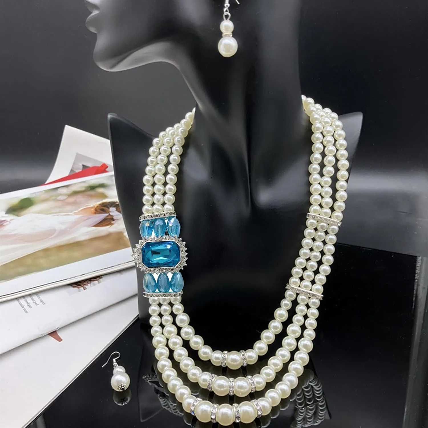 We We Imitation Pearl Necklace for Women Large Chunky Pearl Necklaces Multilayer Pearl Necklace and Earring 1920s Costume Jewelry set