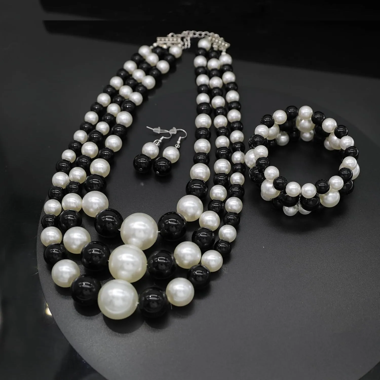 We We Imitation Pearl Necklace for Women Large Chunky Pearl Necklaces Multilayer Pearl Necklace and Earring 1920s Costume Jewelry set