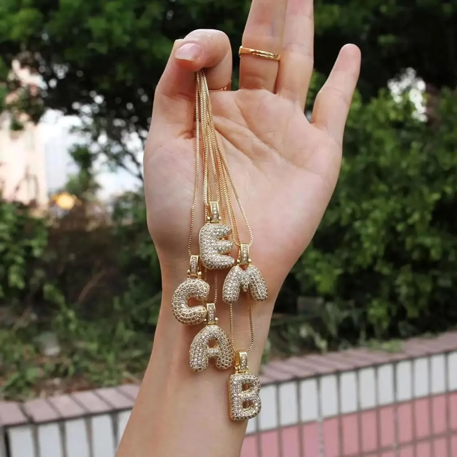 YANCHUN Letter Necklace Gold Necklaces for Women Rhinestone Initial Letter Pendant Necklace Alphabet Name Charm Necklace Gold Jewelry Gifts