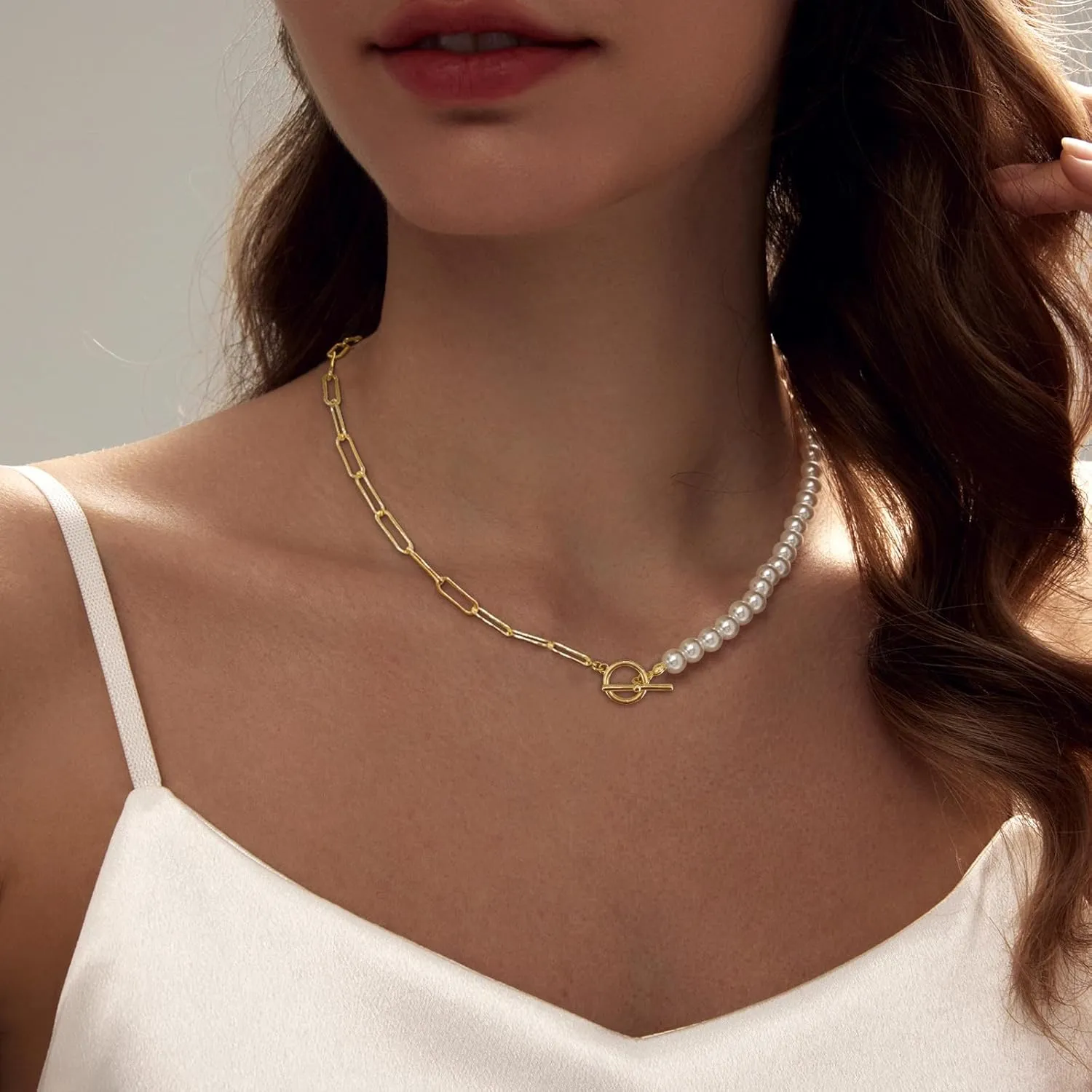 Zeffy Pearl Necklace 4MM/6MM/8MM Dainty Round Imitation Pearl Choker Necklace Wedding Pearl Necklace Delicate Jewelry for Women Simple Bridesmaid Jewelry Gifts